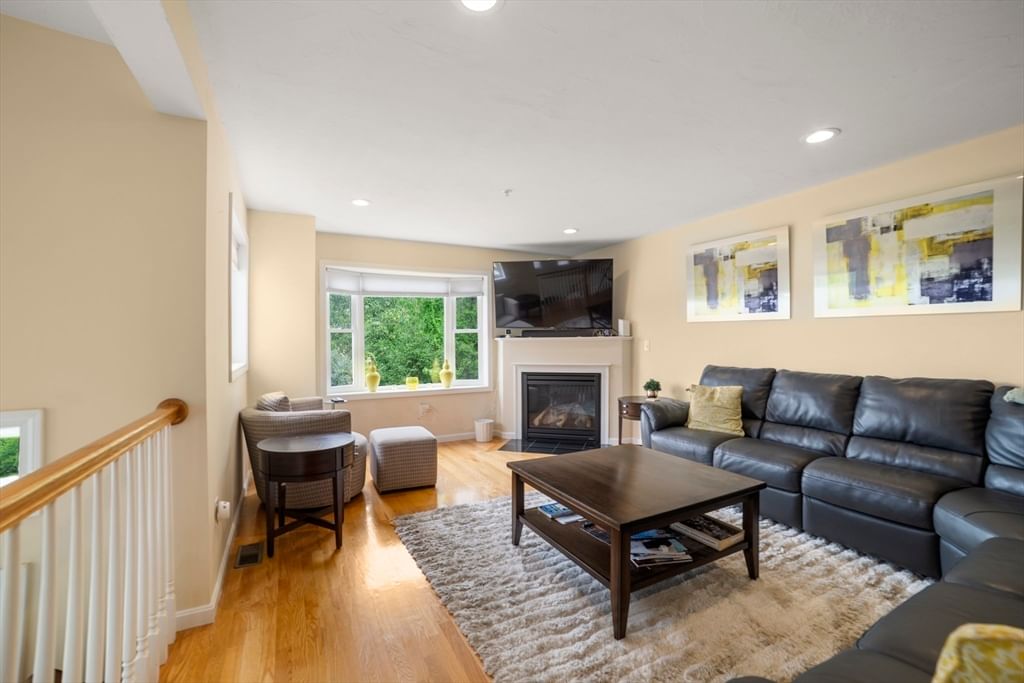 405 America Blvd #405 Ashland — Photo 3 of 28