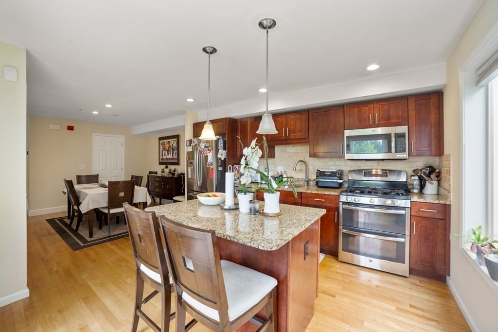 405 America Blvd #405 Ashland — Photo 7 of 28