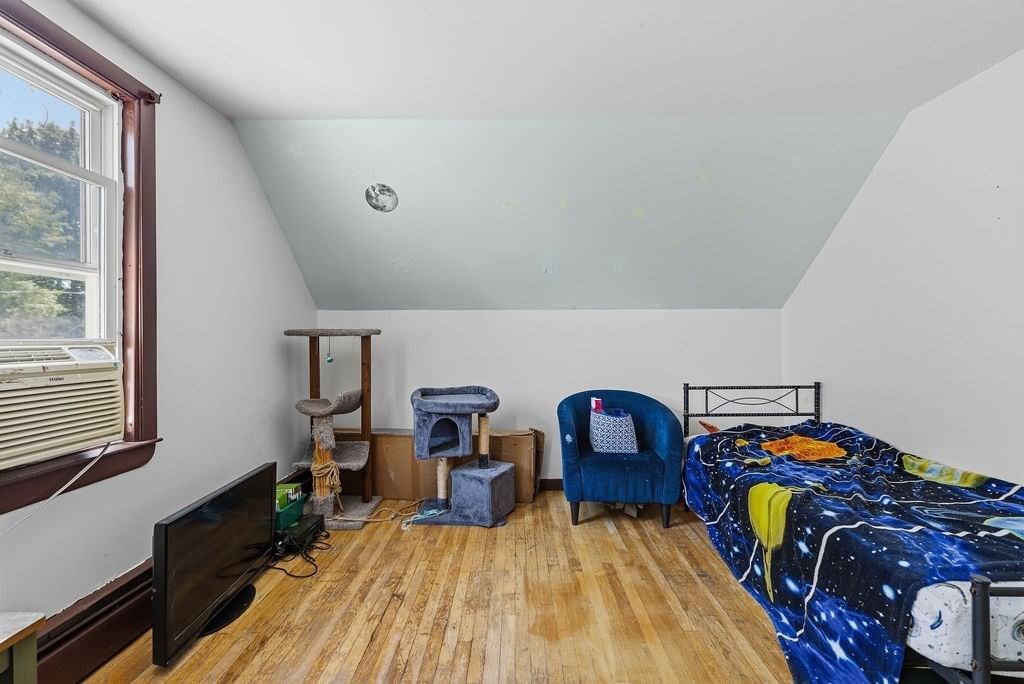 7 Woodwards Ln Taunton — Photo 18 of 29
