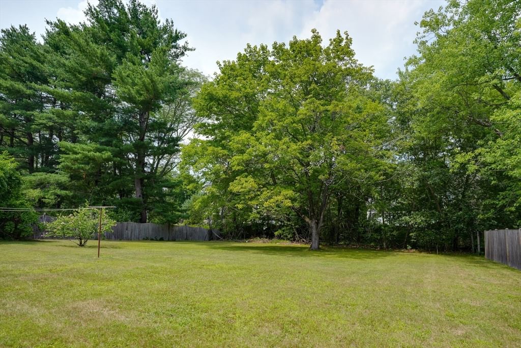 9 Eugene Rd Burlington — Photo 29 of 33