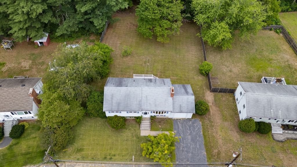 9 Eugene Rd Burlington — Photo 31 of 33