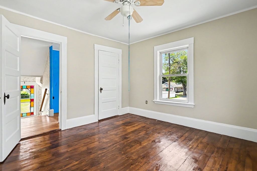 92 S Williams Haverhill — Photo 17 of 33