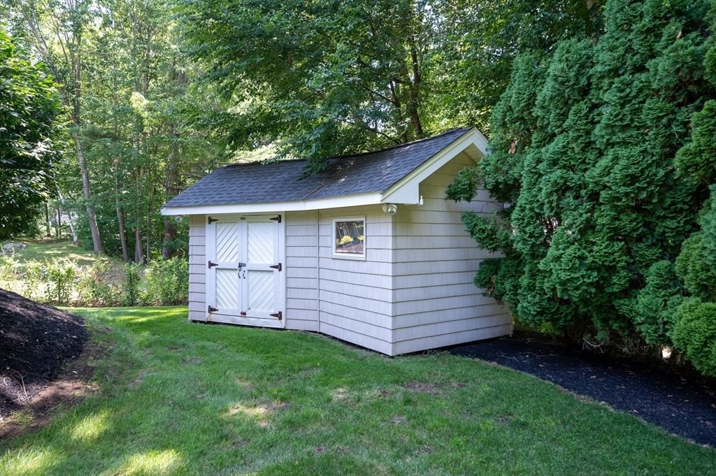 9 Cranbrook Rd Shrewsbury — Photo 40 of 42