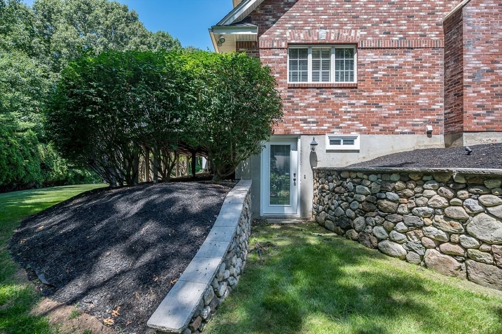 9 Cranbrook Rd Shrewsbury — Photo 41 of 42