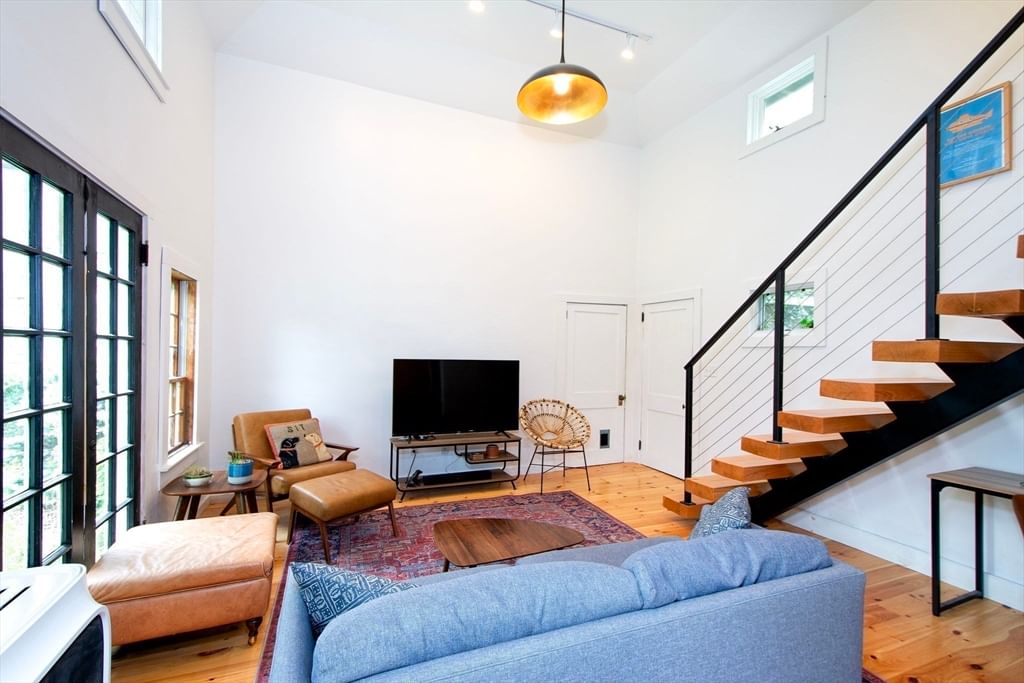 374 High St Pembroke — Photo 7 of 25