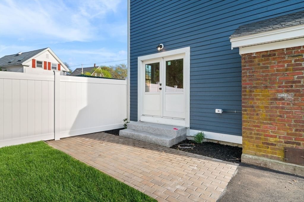 2 Railroad Avenue Rowley — Photo 15 of 41