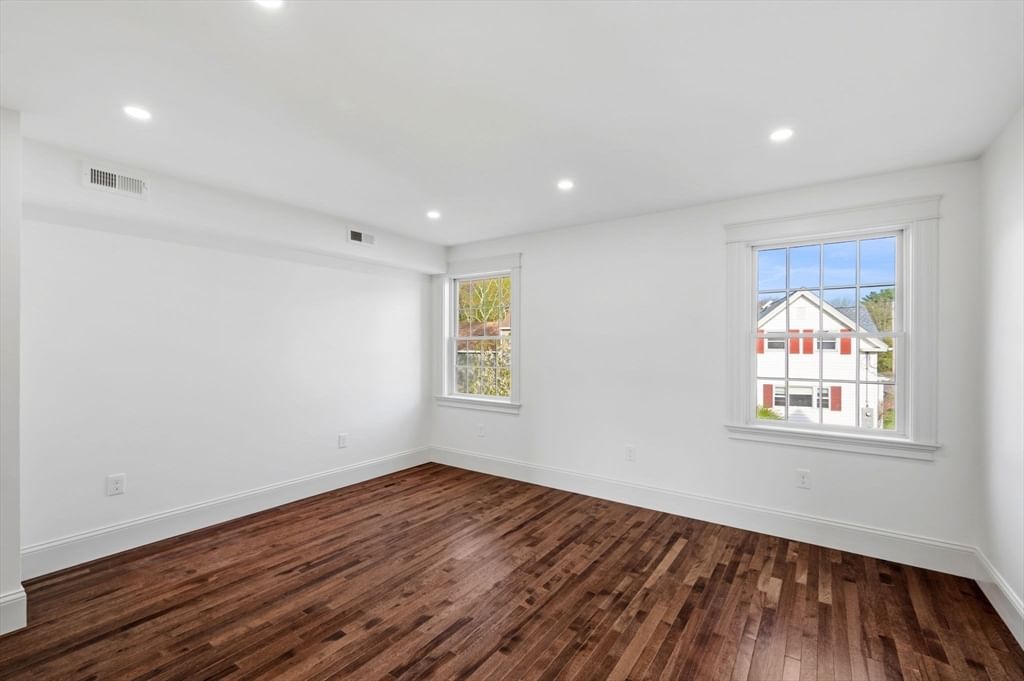2 Railroad Avenue Rowley — Photo 27 of 41