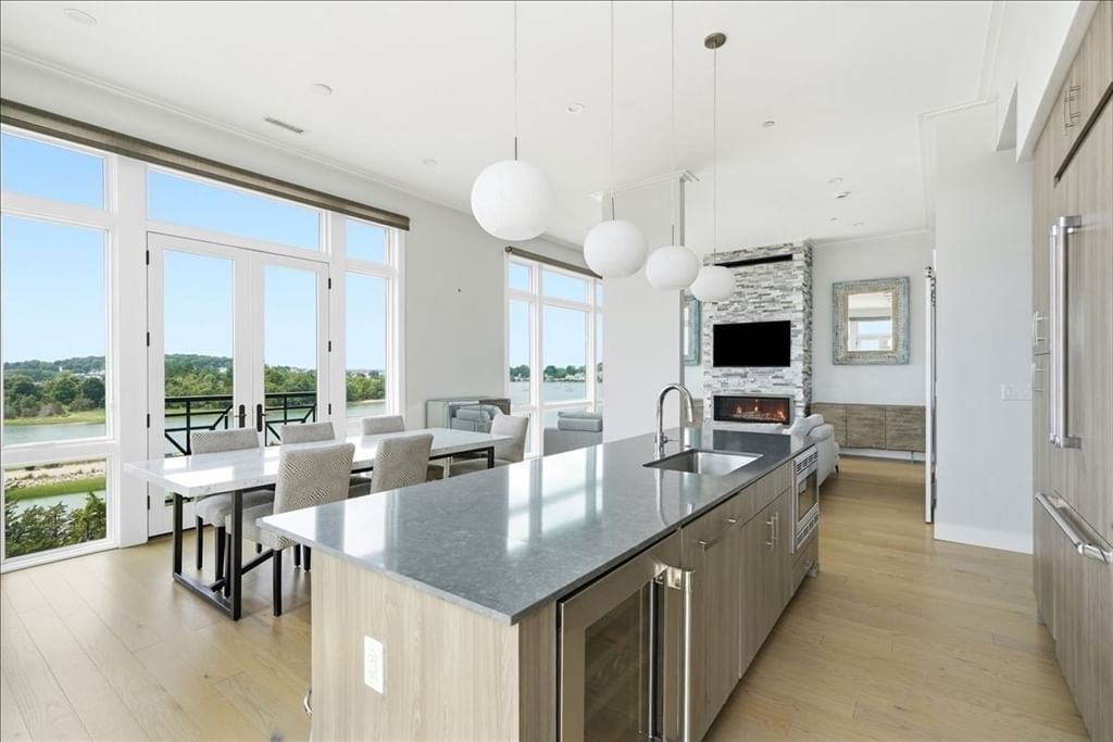 Property at 10 Shipyard Dr #513, Hingham, MA 02043