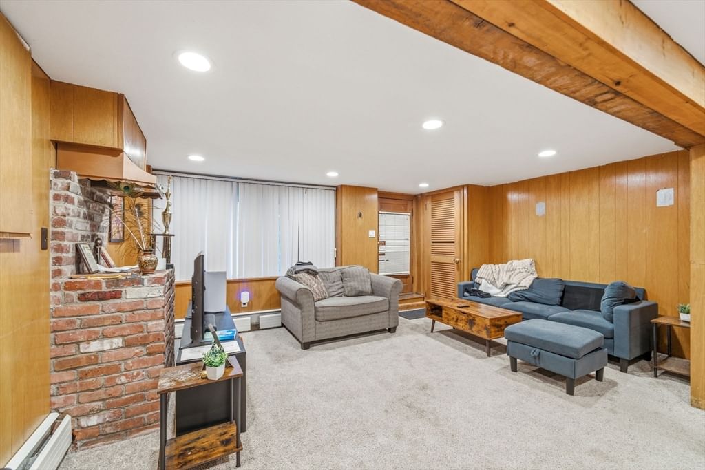 5 Hull Dr Saugus — Photo 25 of 38