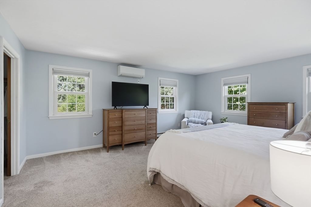 4 Martin Circle Hudson — Photo 18 of 35