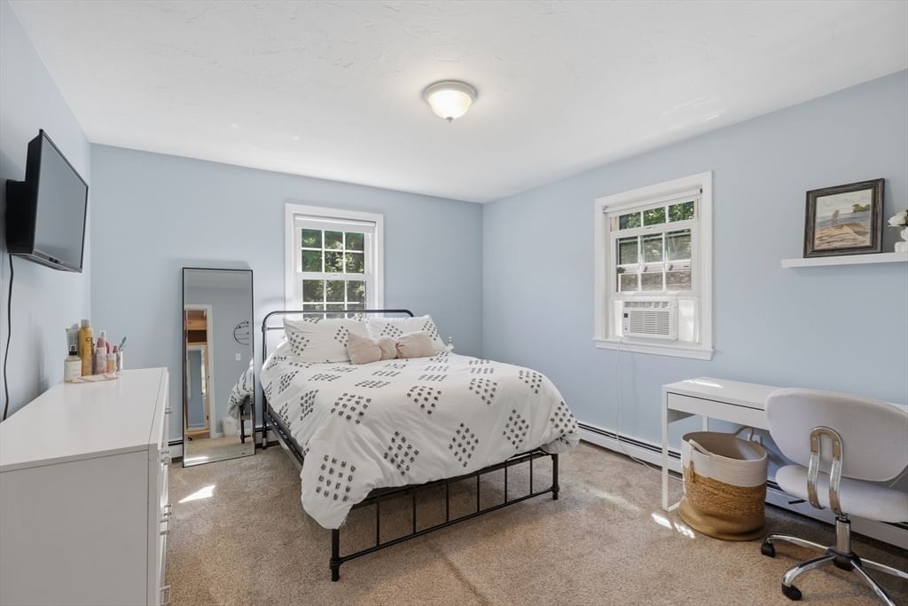 4 Martin Circle Hudson — Photo 25 of 35