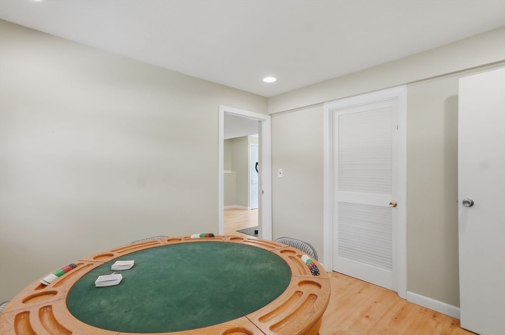 7 San Mateo Drive Chelmsford — Photo 33 of 42