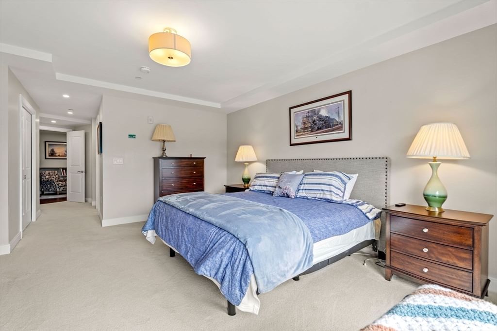 201 Elliott #200 Beverly — Photo 16 of 35