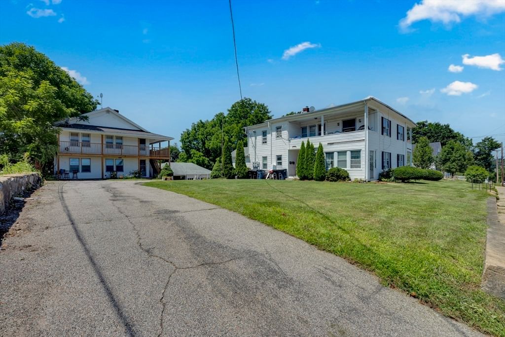 90 Sayles St Southbridge — Photo 25 of 36