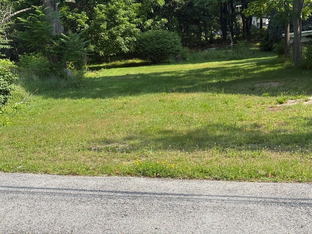 12 Nelson Pl Worcester — Photo 5 of 14