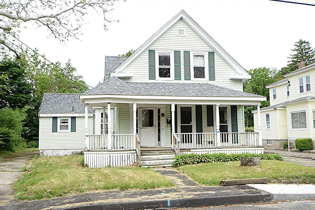 Property at 12 Presbrey Ct, Taunton, MA 02780