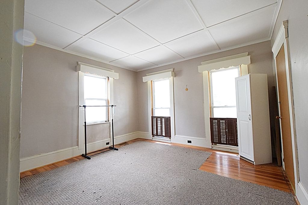 12 Presbrey Ct Taunton — Photo 6 of 13