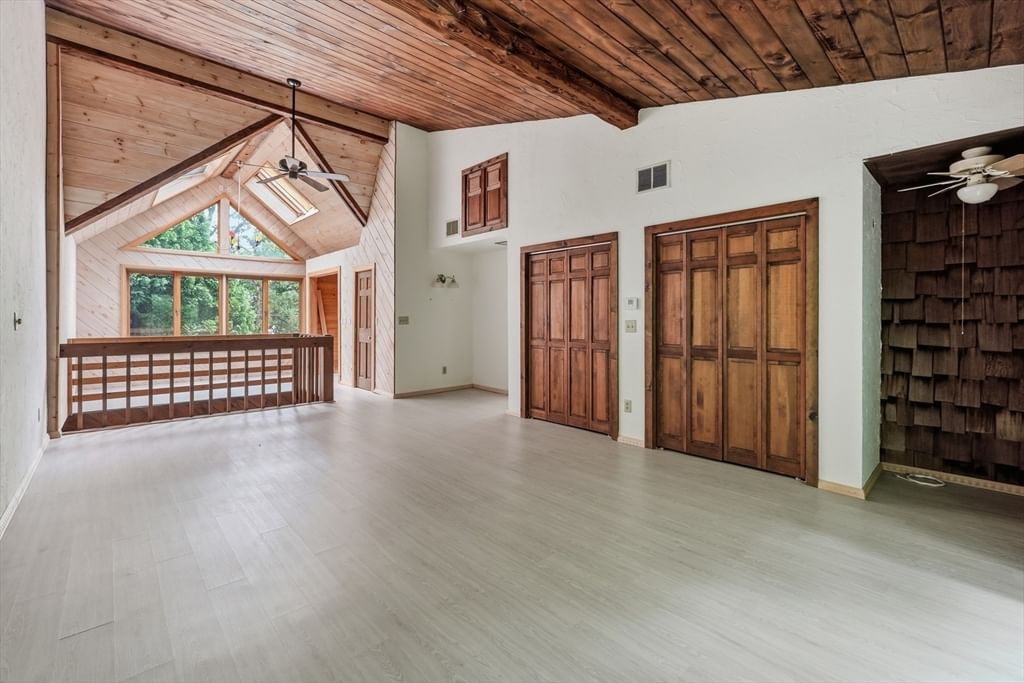 58 Lakeshore Dr Ext West Brookfield — Photo 31 of 41