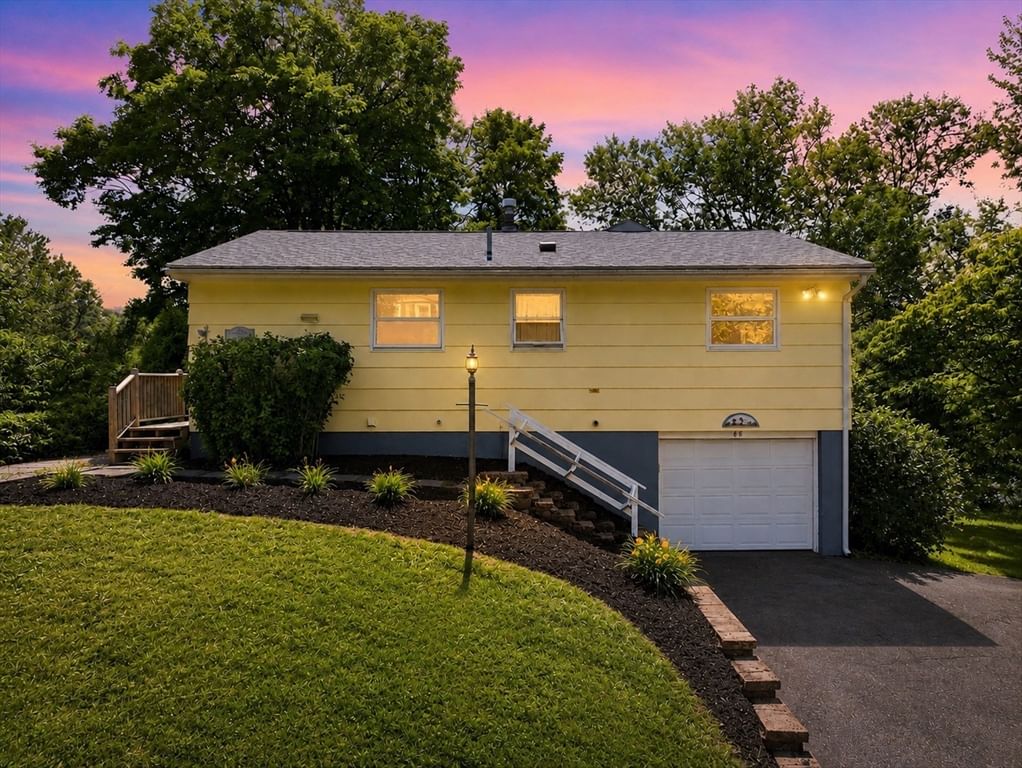 Property at 66 Pierce Rd, West Brookfield, MA 01585