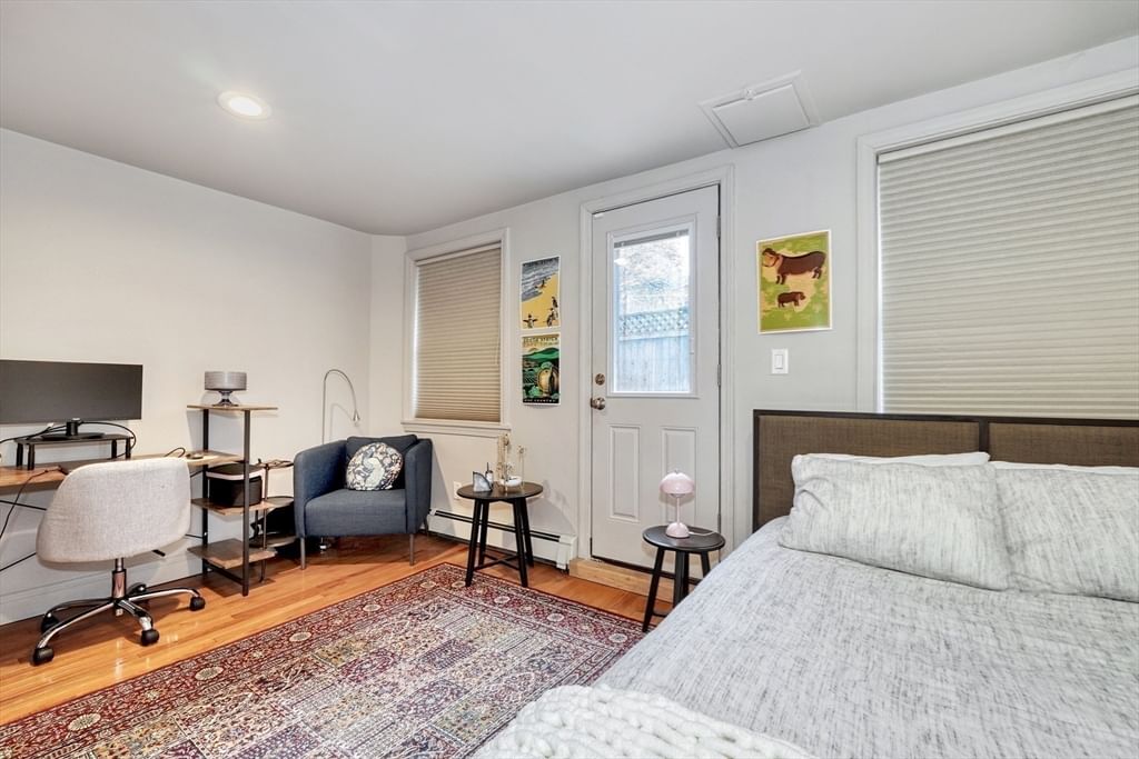 70 Clarendon St #A Boston — Photo 16 of 19