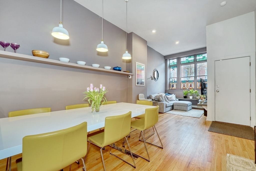 70 Clarendon St #A Boston — Photo 3 of 19