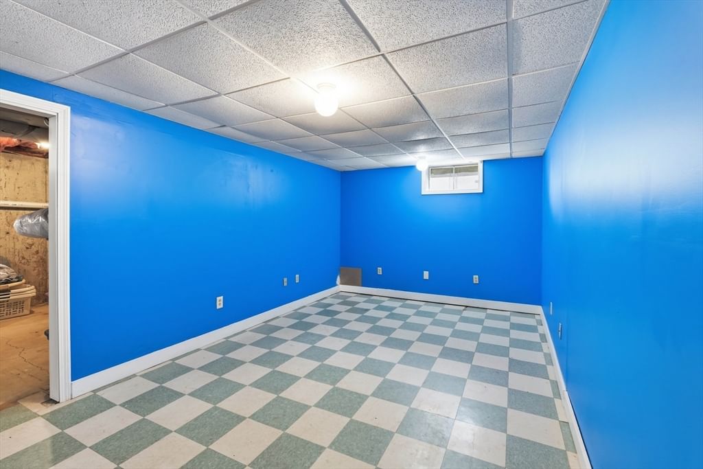 267 Beacon Andover — Photo 36 of 41