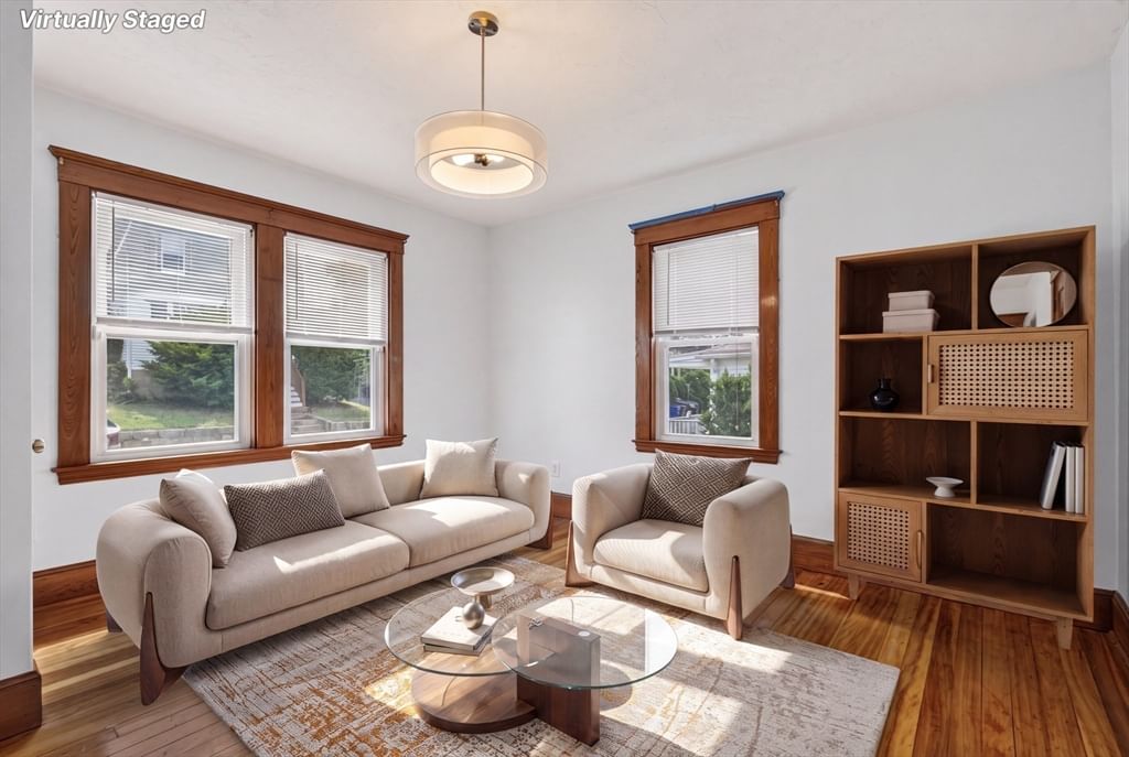 34 Bay View St Quincy — Photo 2 of 17