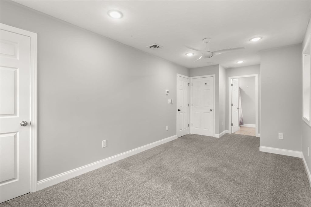 329 Pleasant Street Ashland — Photo 15 of 27