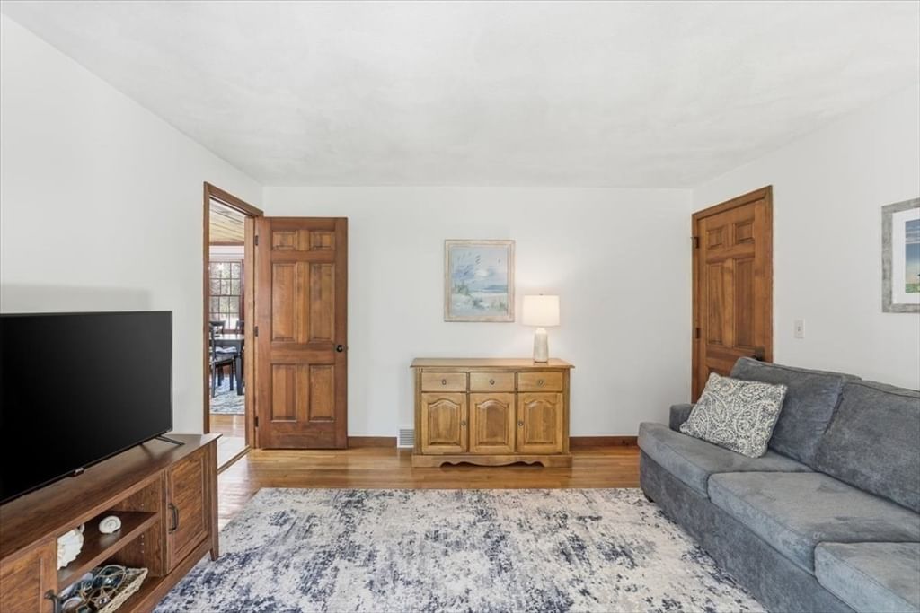 106 Pine Street Yarmouth — Photo 10 of 25