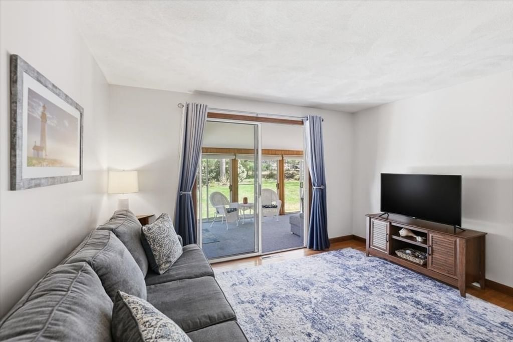 106 Pine Street Yarmouth — Photo 14 of 25