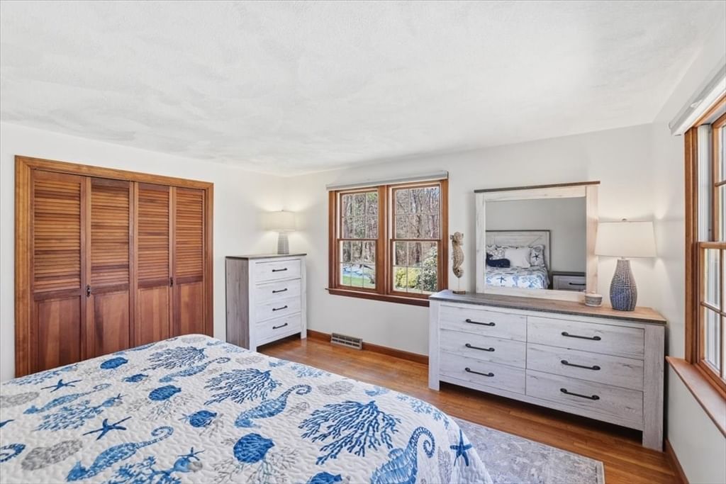 106 Pine Street Yarmouth — Photo 16 of 25