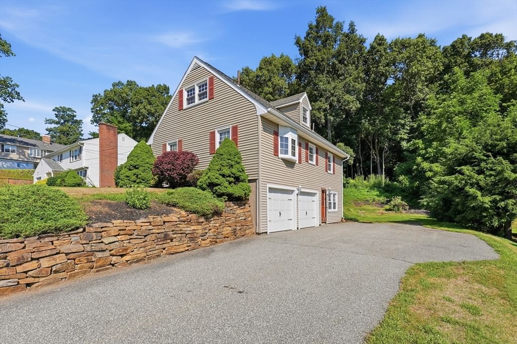 53 Laurence Drive West Springfield — Photo 38 of 42
