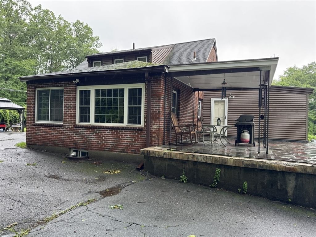 217 Depot Street Fitchburg — Photo 5 of 38