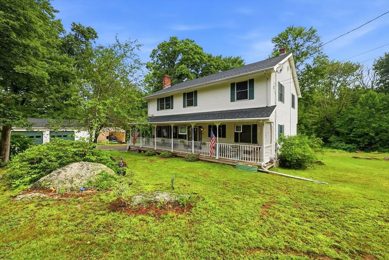 10 Lyman Barnes Rd