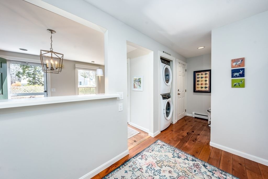 4 Center Pl #11 Orleans — Photo 10 of 12