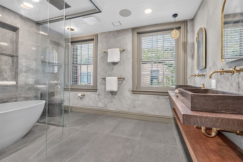 54 Pinckney St Boston — Photo 14 of 23