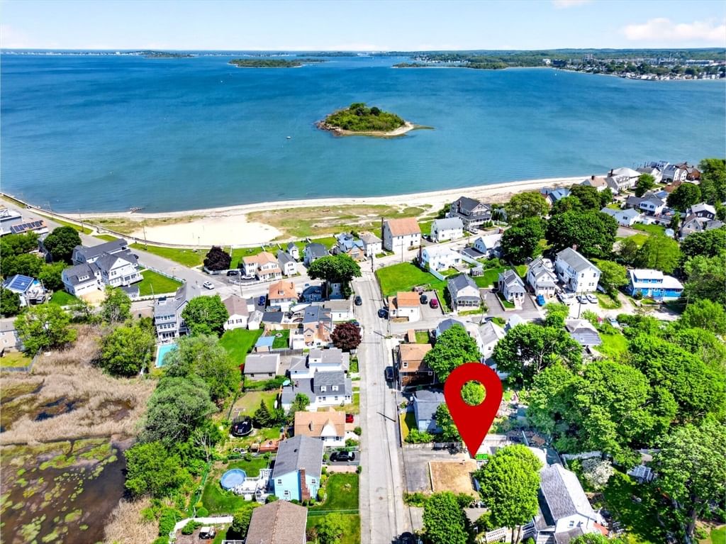 Property at 139 Spring St, Quincy, MA 02169