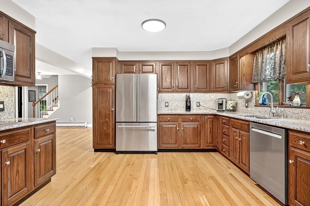 240 Meadow Wood Dr Holden — Photo 11 of 37