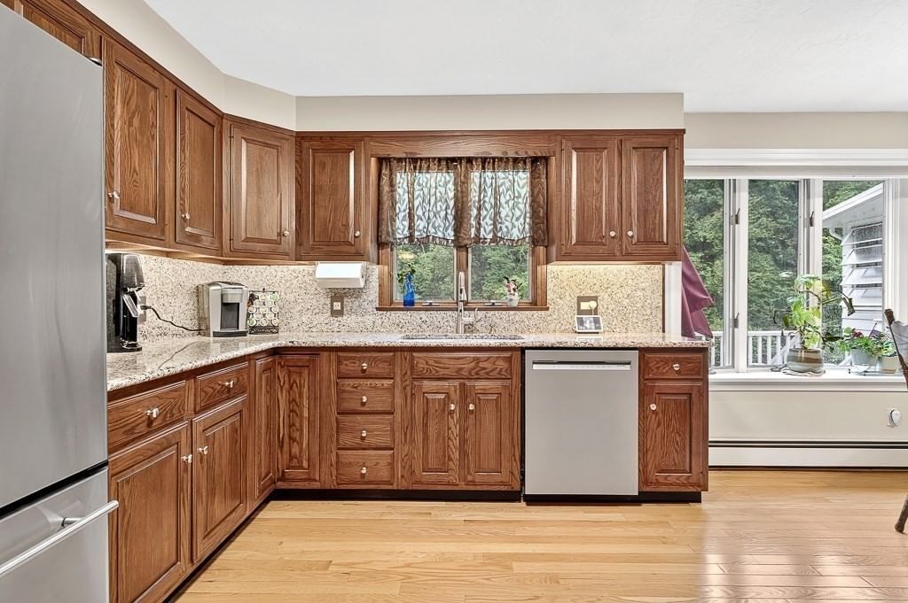 240 Meadow Wood Dr Holden — Photo 13 of 37