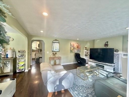 163 Atkinson Ave Stoughton — Photo 8 of 14