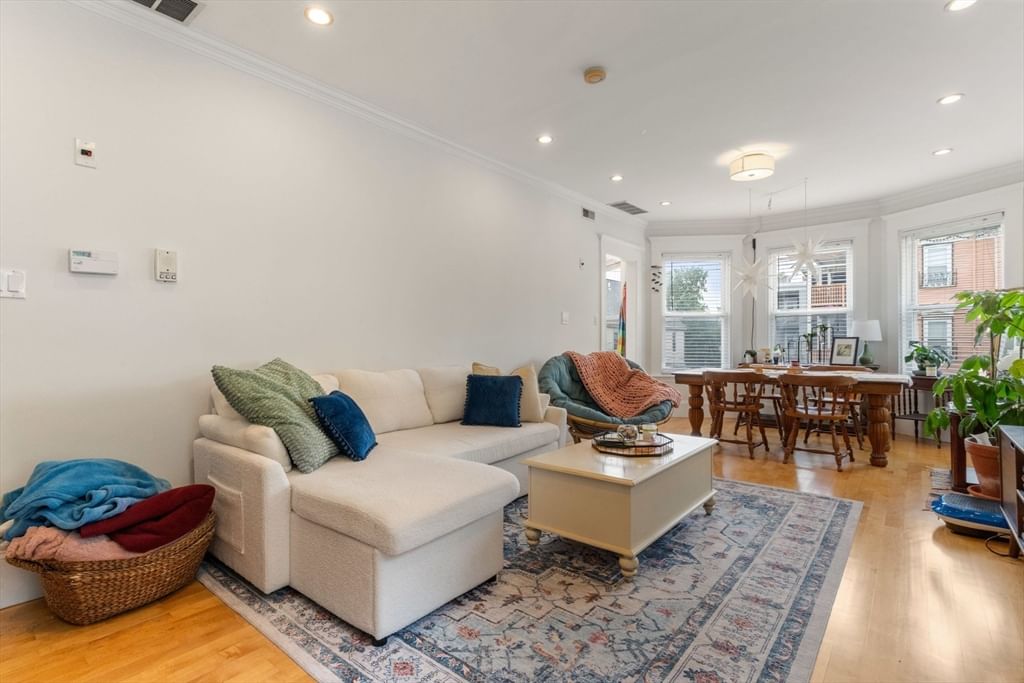 10 Harvest Street #10-2 Boston — Photo 3 of 16