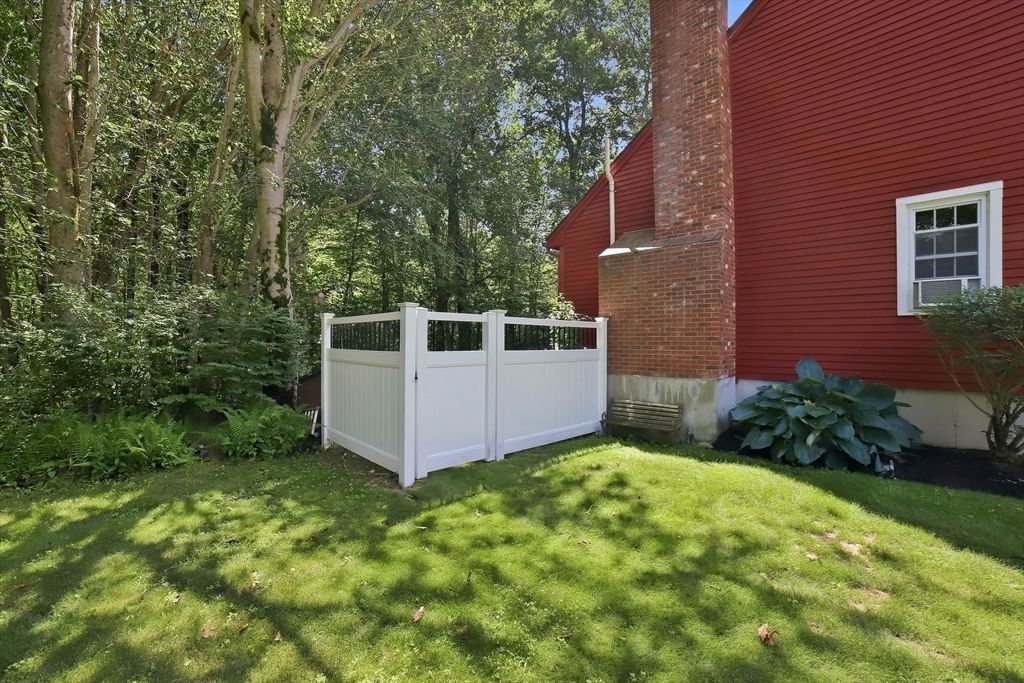 7 Leela Lane Leicester — Photo 36 of 40