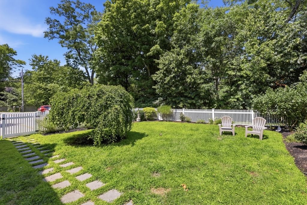 73 Gray Street #A Billerica — Photo 3 of 26