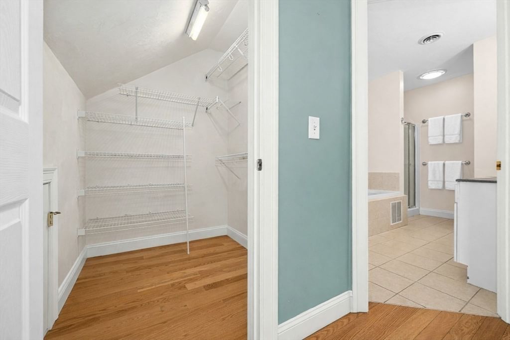 14 Northgate Ct #14 Grafton — Photo 25 of 39