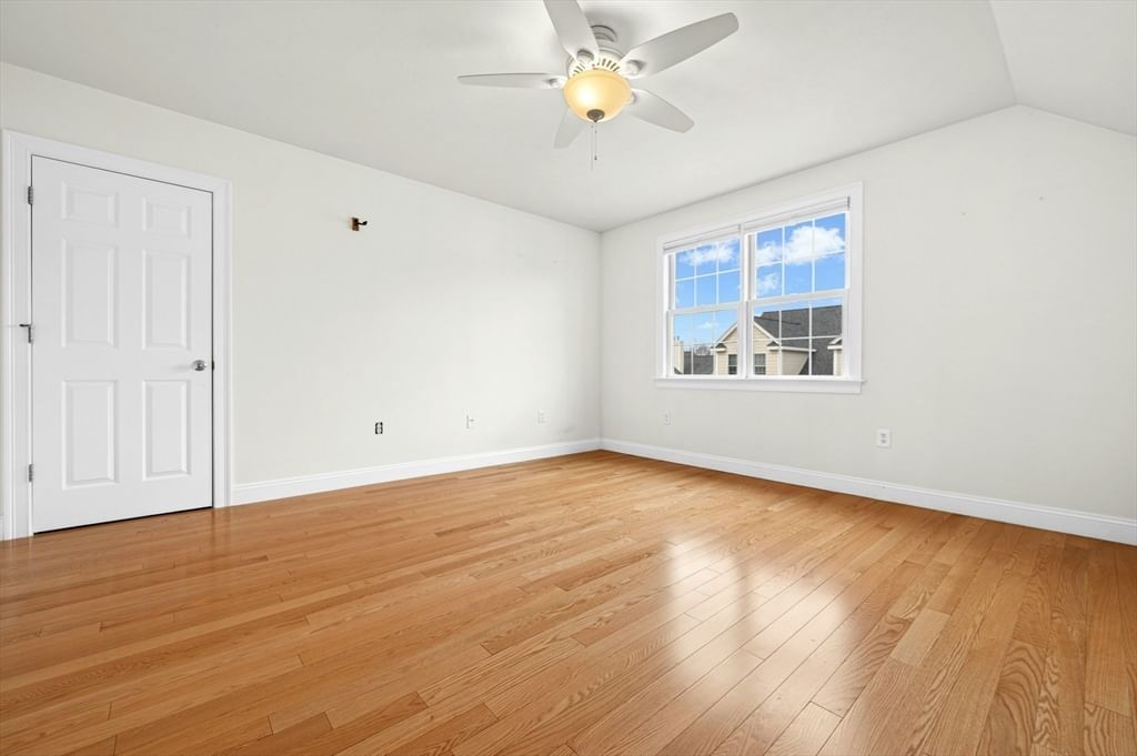 14 Northgate Ct #14 Grafton — Photo 28 of 39