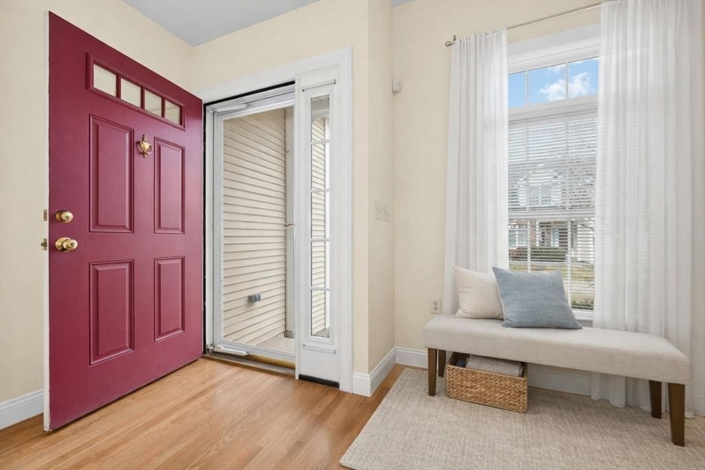 14 Northgate Ct #14 Grafton — Photo 3 of 39