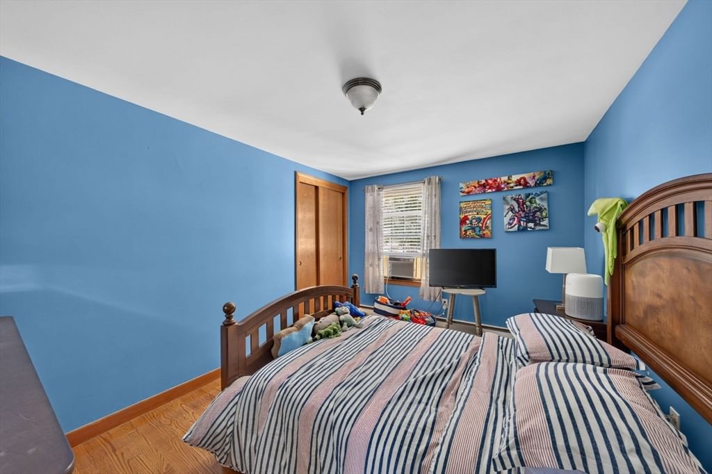 458 Orswell St Fall River — Photo 21 of 33