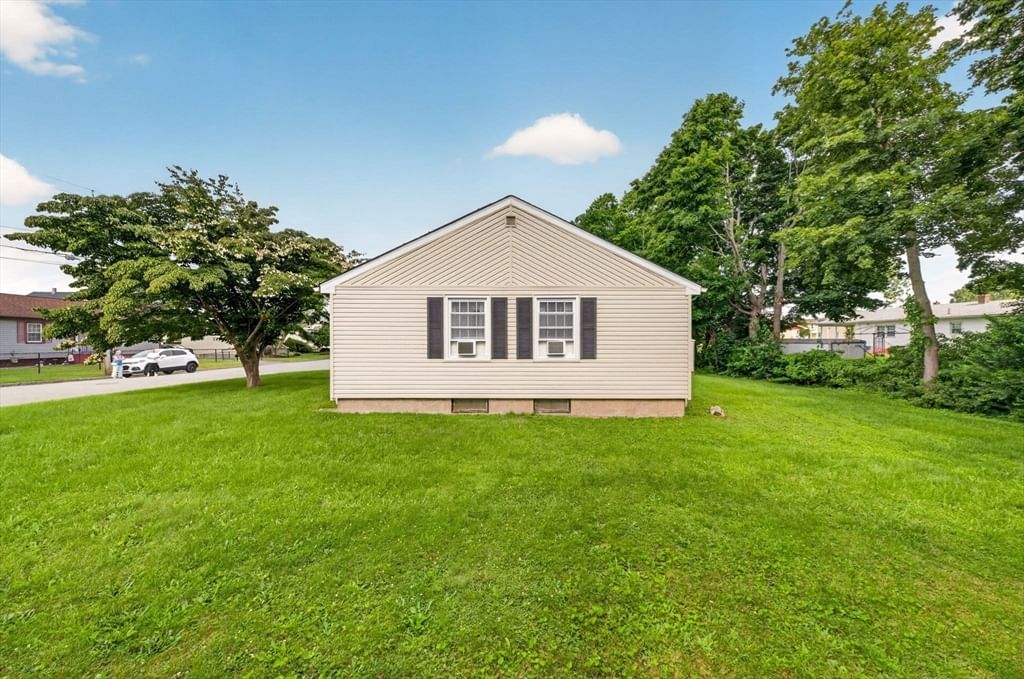 458 Orswell St Fall River — Photo 33 of 33