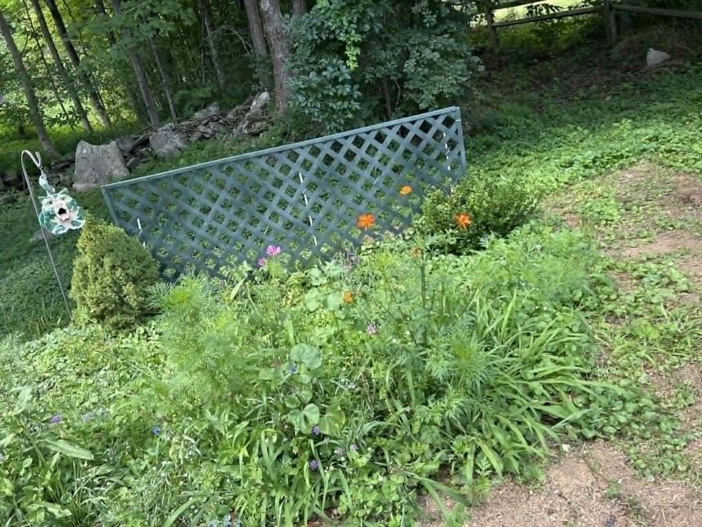 295 Old Post Rd Worthington — Photo 18 of 42