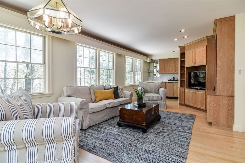 9 Buttercup Ln Dover — Photo 8 of 36